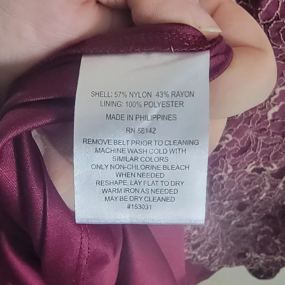 XL London Style Deep Red Burgandy And Tan Lace Mini Dress - Picture 4 of 5